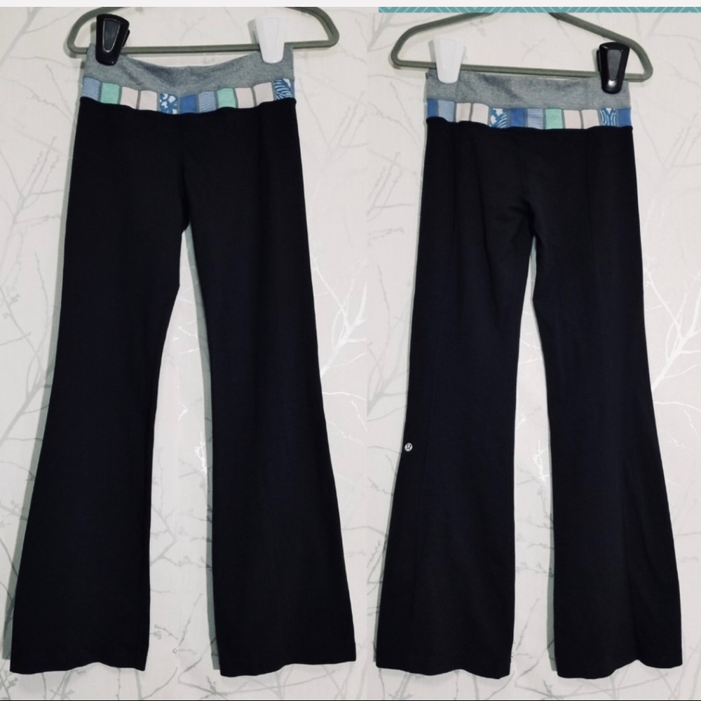 Lululemon Mid Rise Flared Reversible Yoga Pant